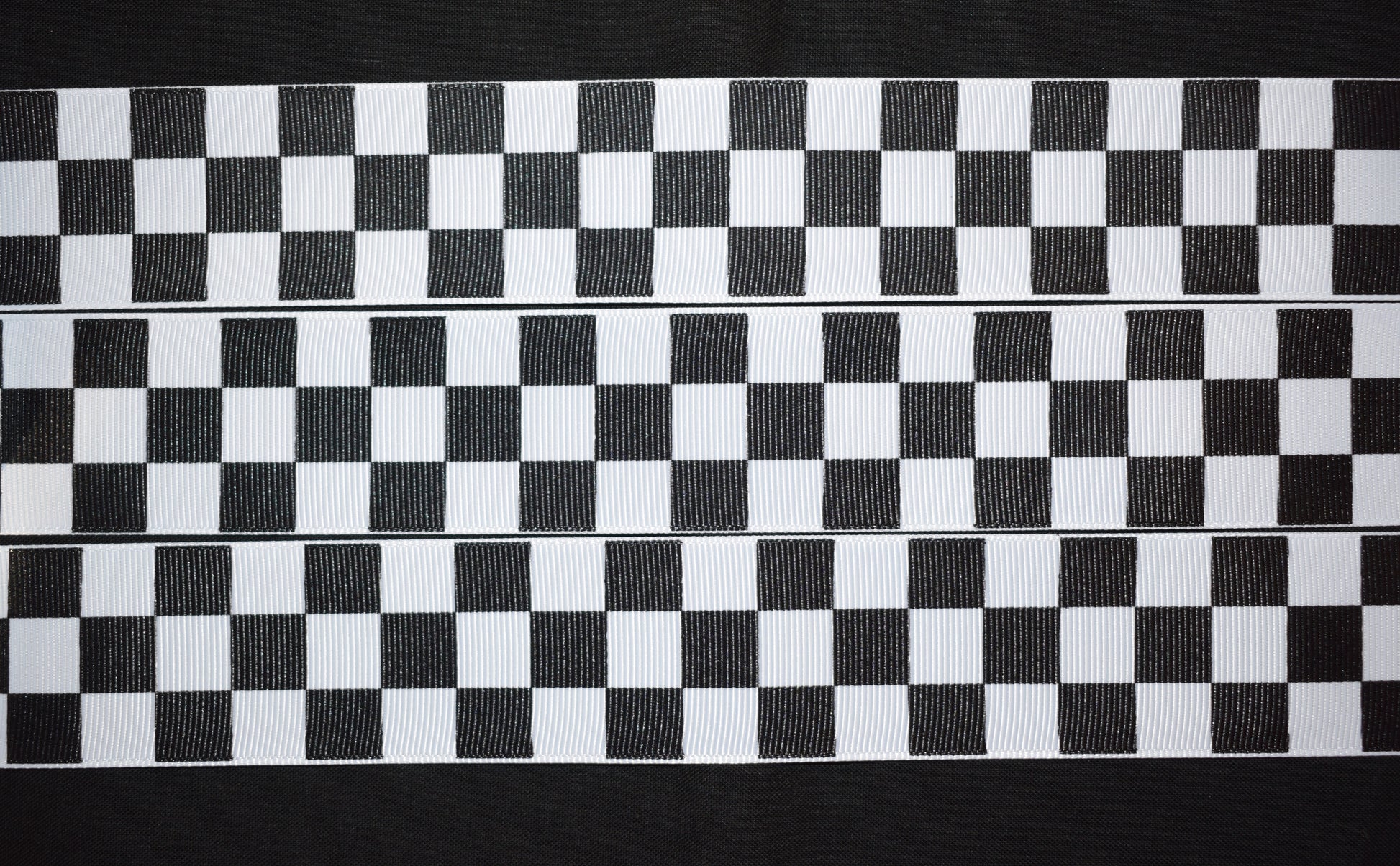 Black Checkered Ribbon - 1 1/2 inch Printed Grosgrain Ribbon – Flippin  Ribbon Crafts