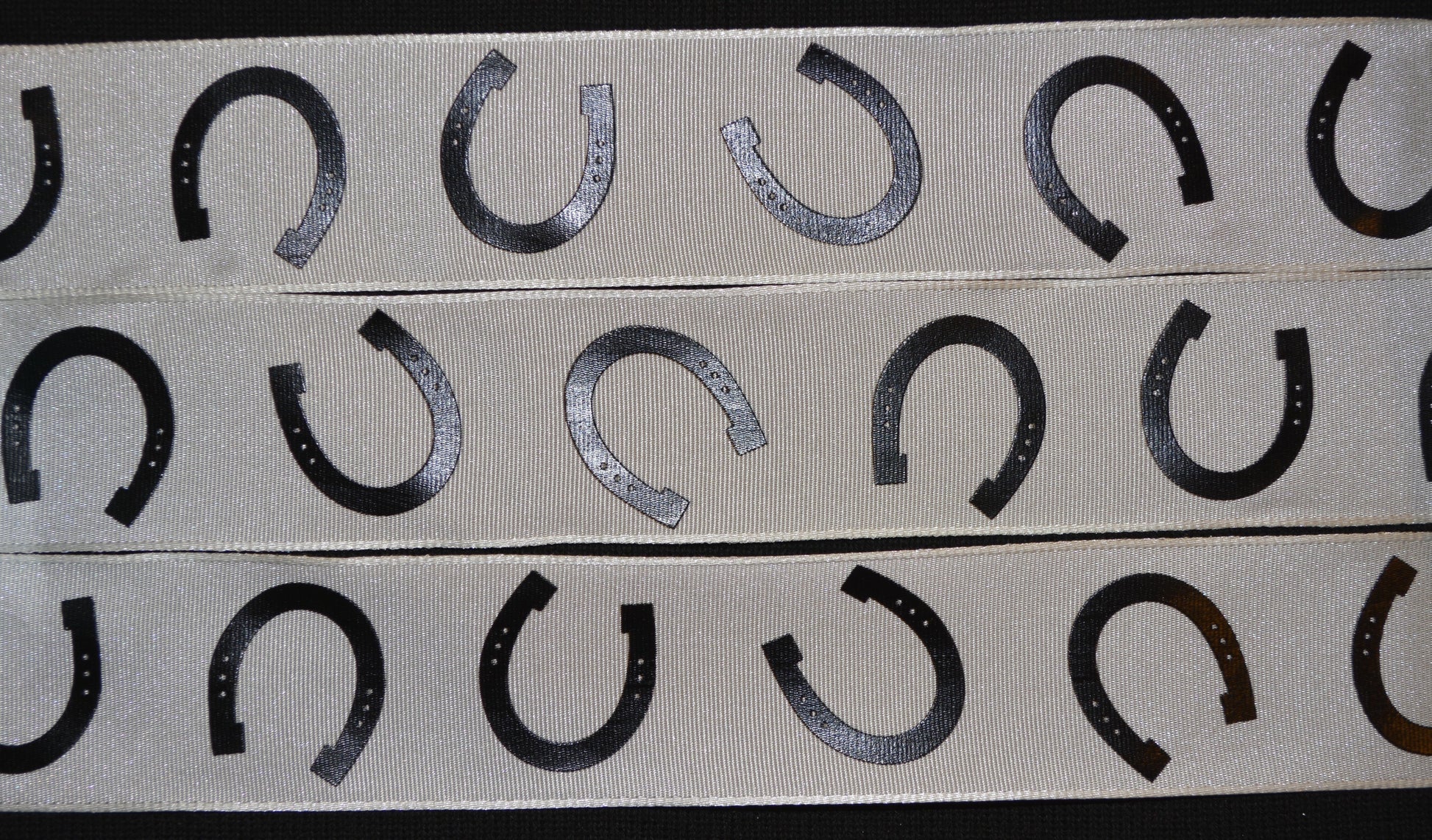 Remnant- Horseshoe Ribbon - 1 1/2 inch Printed Satin Wired Ribbon 1yd+ –  Flippin Ribbon Crafts