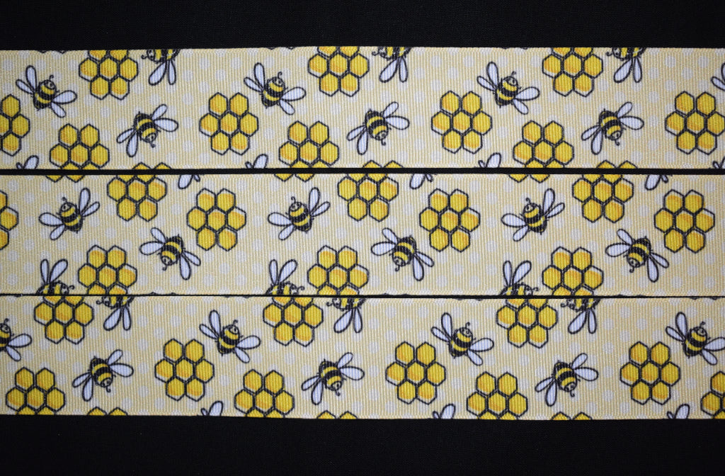 Honey Bee Ribbon - 1 1/2 inch Printed Grosgrain Ribbon – Flippin Ribbon  Crafts